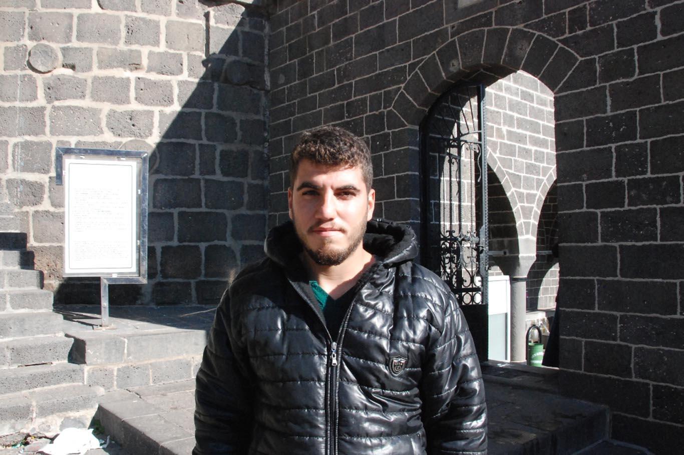 27 Şehit Sahabe Türbesine ziyaretçilerden yoğun ilgi 27 Şehit Sahabe Türbesine ziyaretçilerden yoğun ilgi